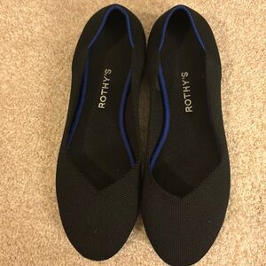 Black ROTHY’S flats